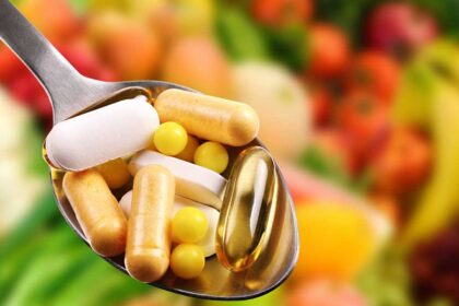 Cucharada de suplementos alimenticios